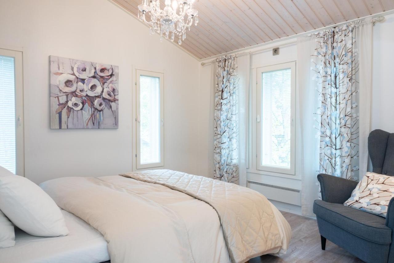 Luxurious Villa Kinos With Jacuzzi Rovaniemi Luaran gambar
